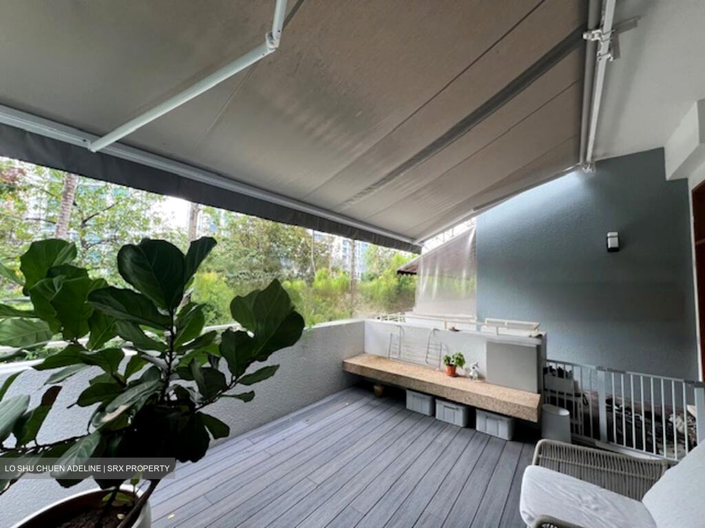 Delias (D18), Terrace #473422151